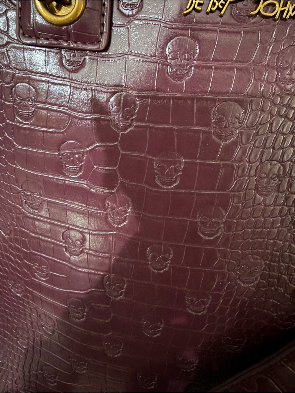 Purses - Picture 2 of 4